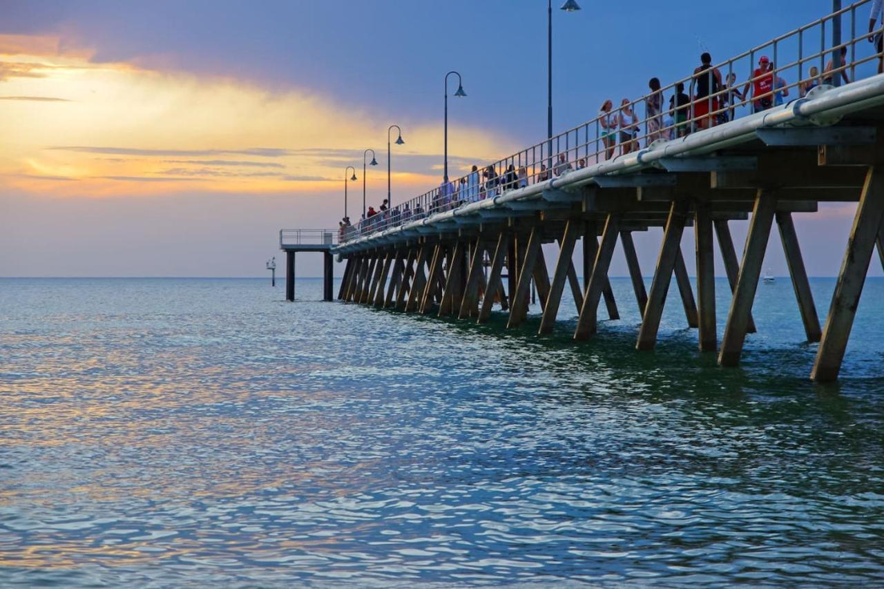 Beachfront Serenity Glenelg Διαμέρισμα Εξωτερικό φωτογραφία